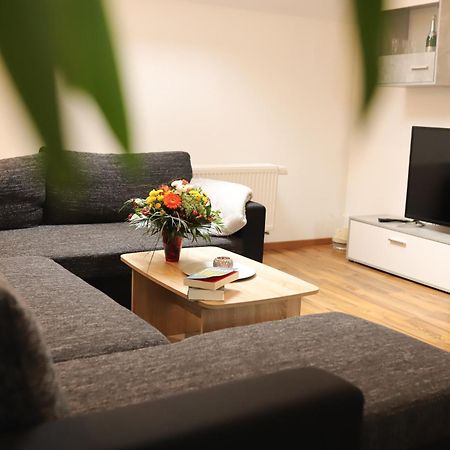 Ferienwohnung Am Herzplatz เมมเมลส์ดอร์ฟ ภายนอก รูปภาพ